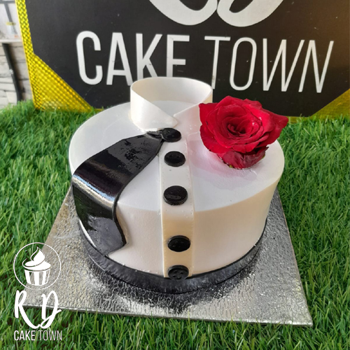 Customize Cake For Boys